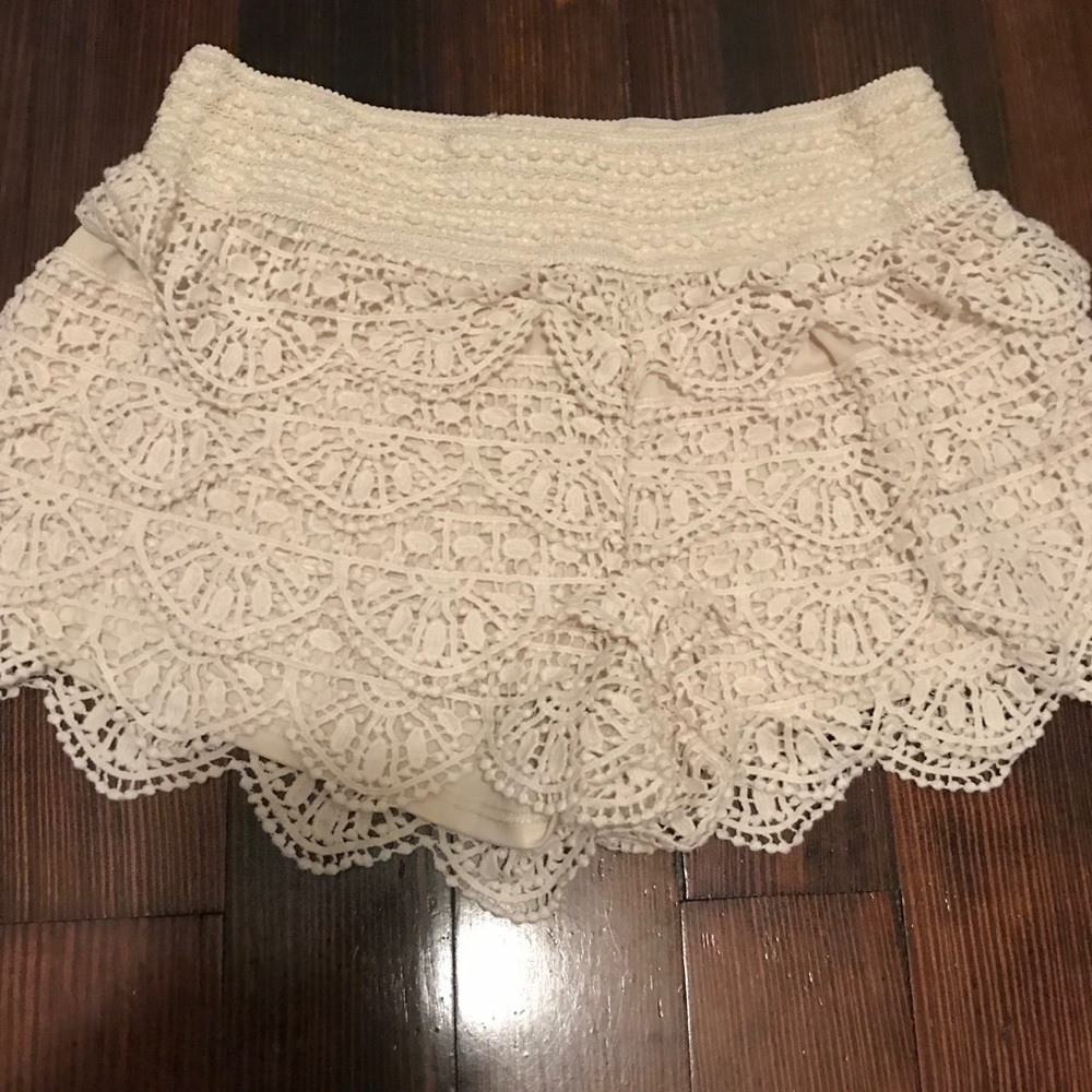 White lace shorts